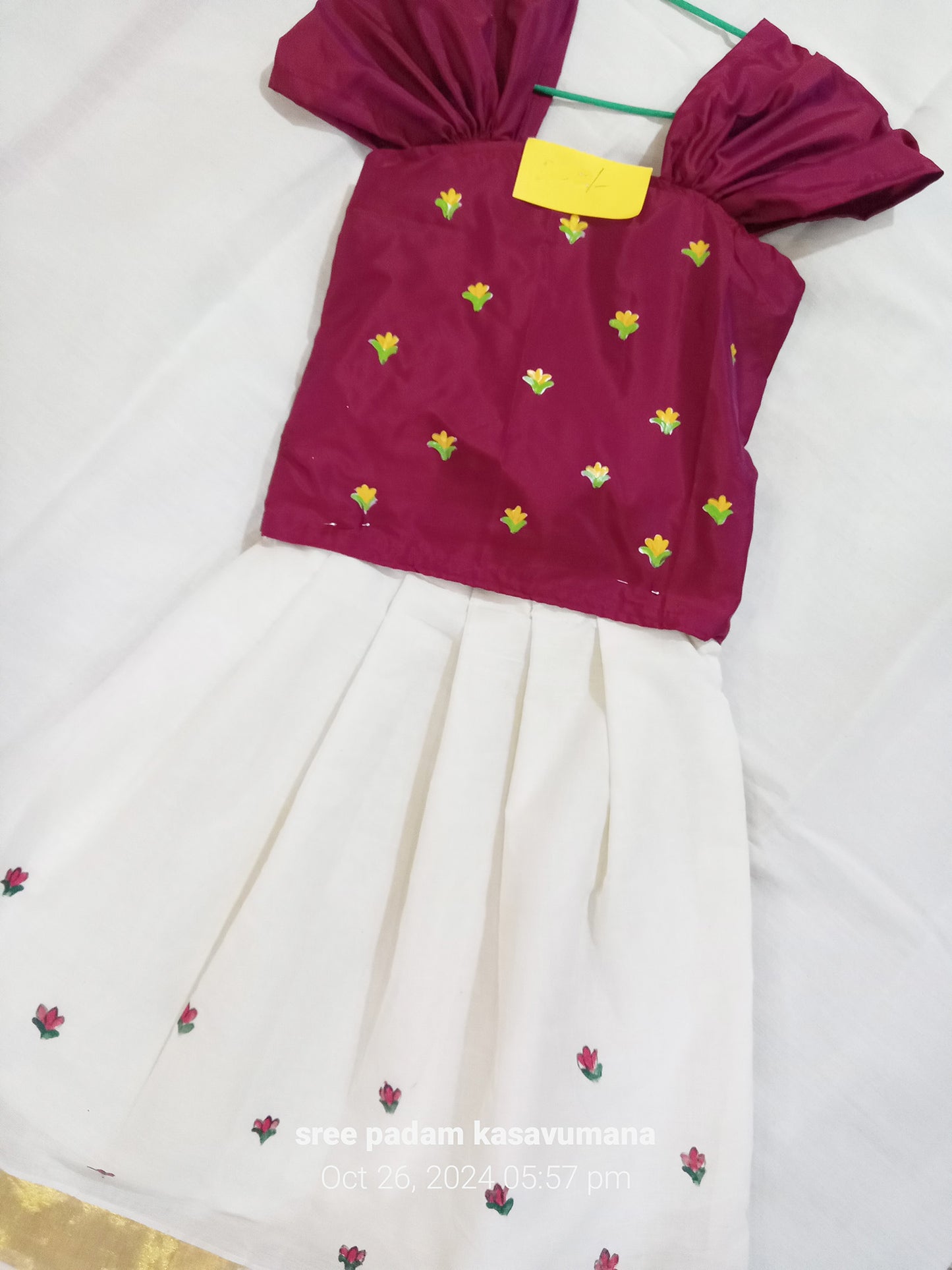Small flower hand painting kerala pattu pavada with red blouse