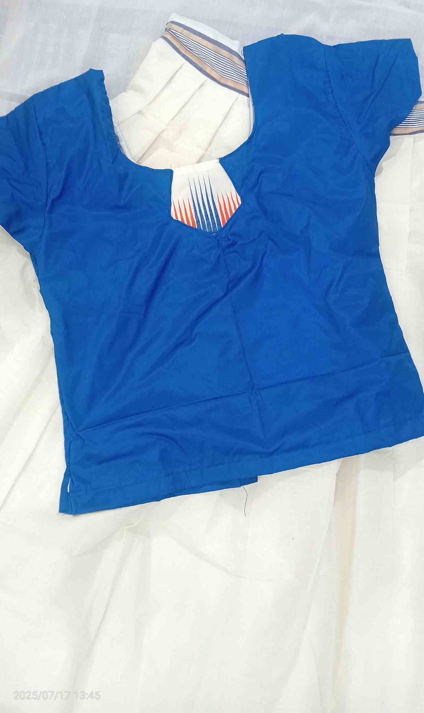 Designer temple border kerala pattu pavada with blue blouse for women
