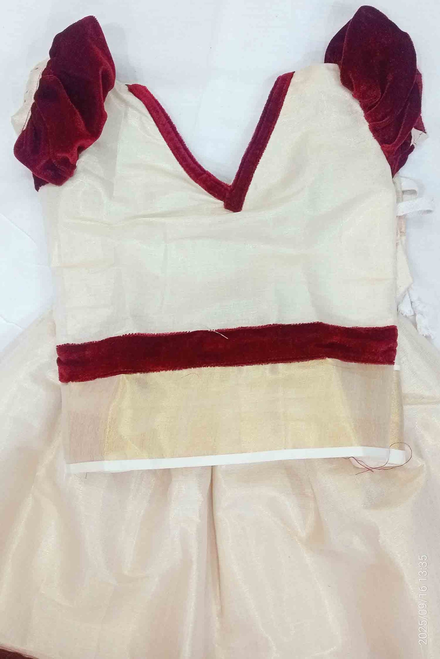 Kids kerala tissue pattu pavada