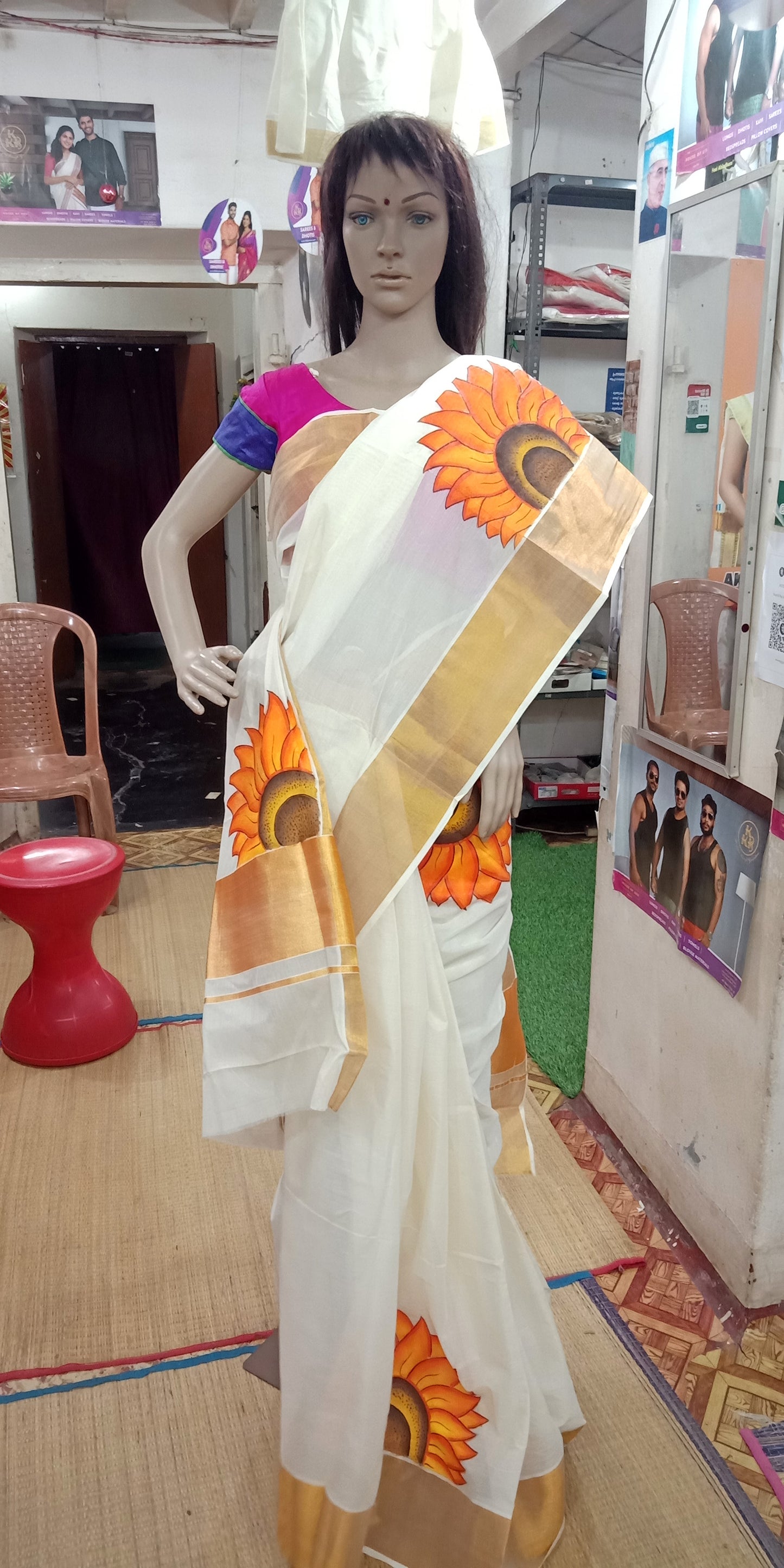 Sunflower design hand painting kerala kasavu sarees