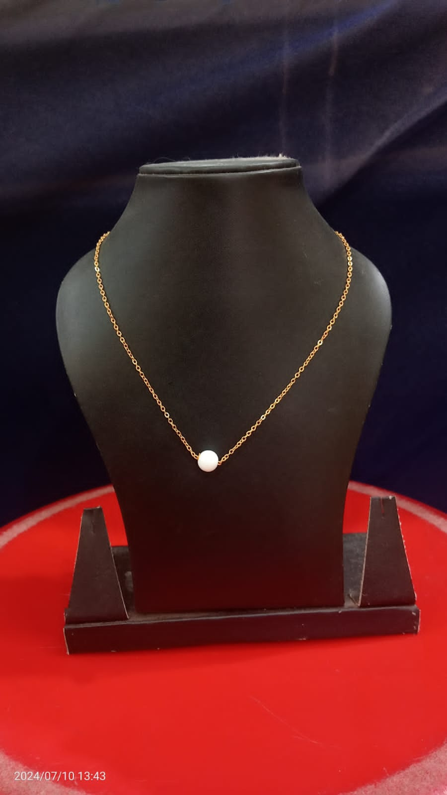 Golden alloy necklace chain with pearl stone for women traditional wear