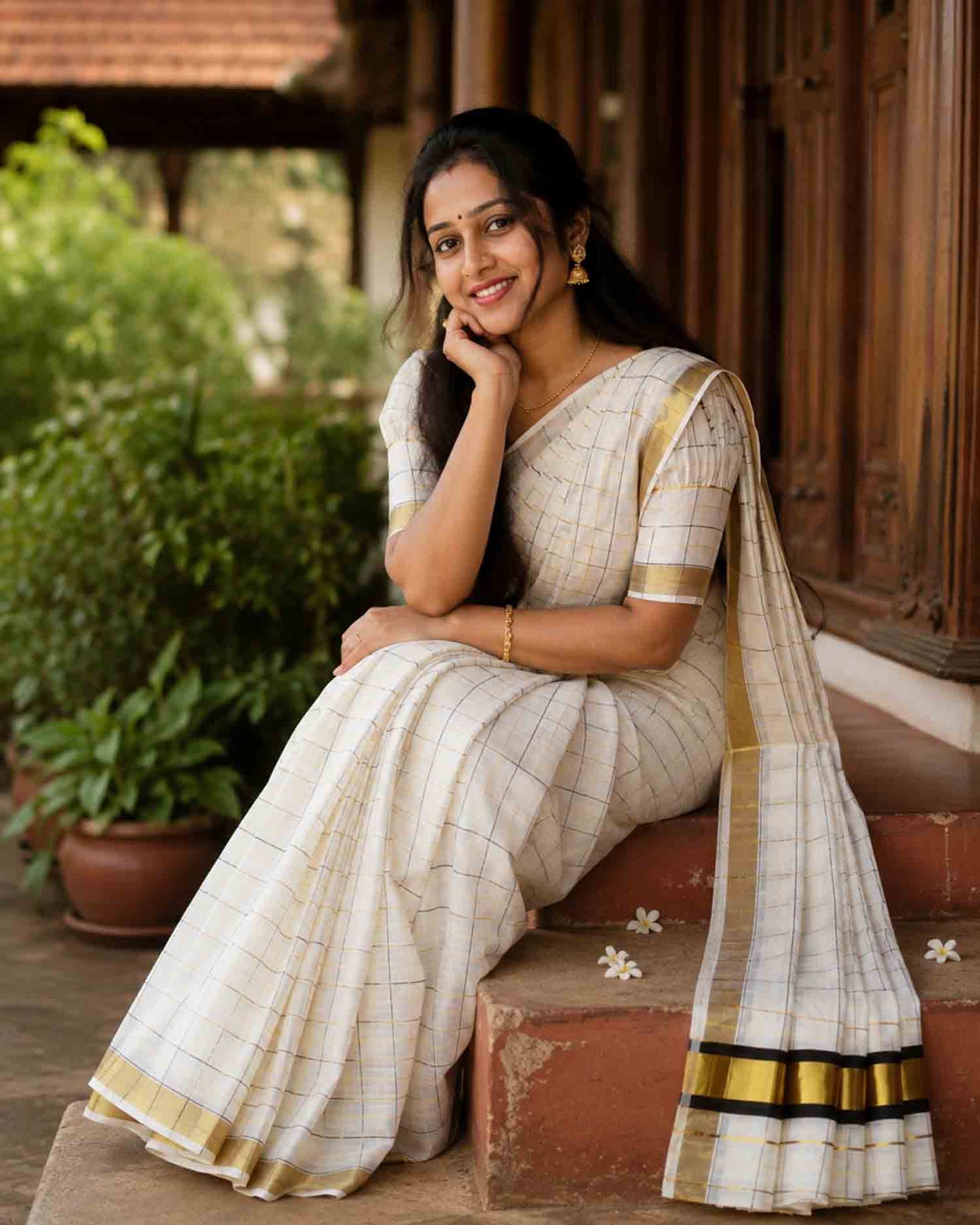 Kerala cotton kasavu saree with green check